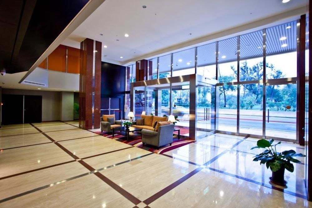 Orange Hotel - Park, 台中市 エクステリア 写真
